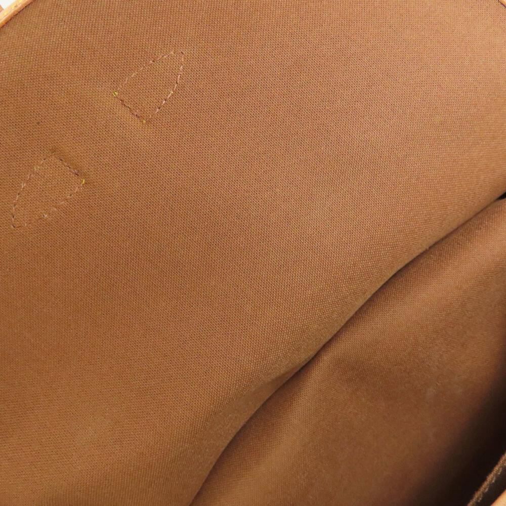 Louis Vuitton Saumur