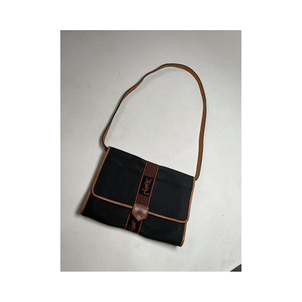 Yves Saint Laurent Shoulder Bag
