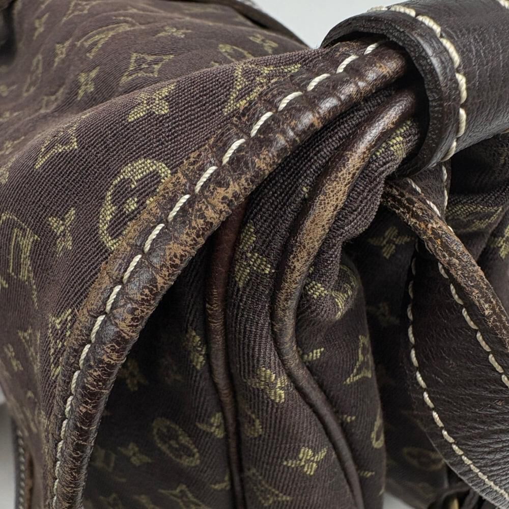 Louis Vuitton Saumur