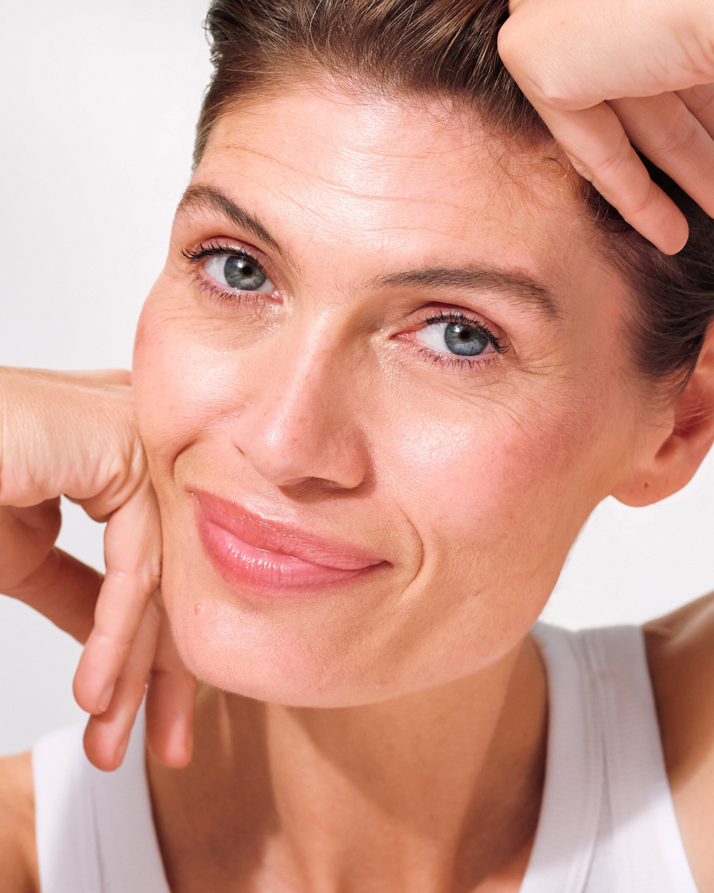 Second Skin Serum Foundation Walnut