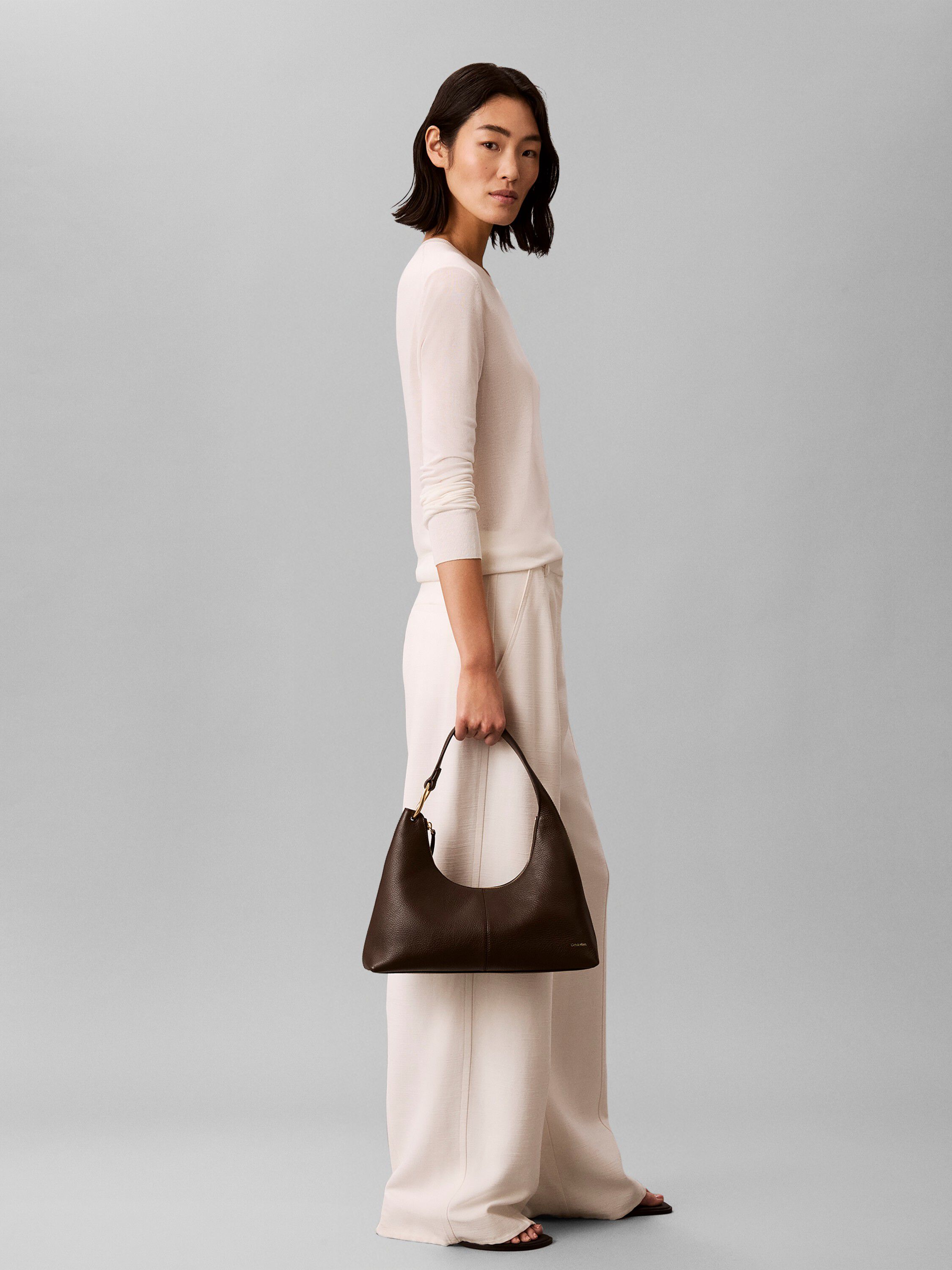 SLOUCHY LEATHER SHOULDER BAG