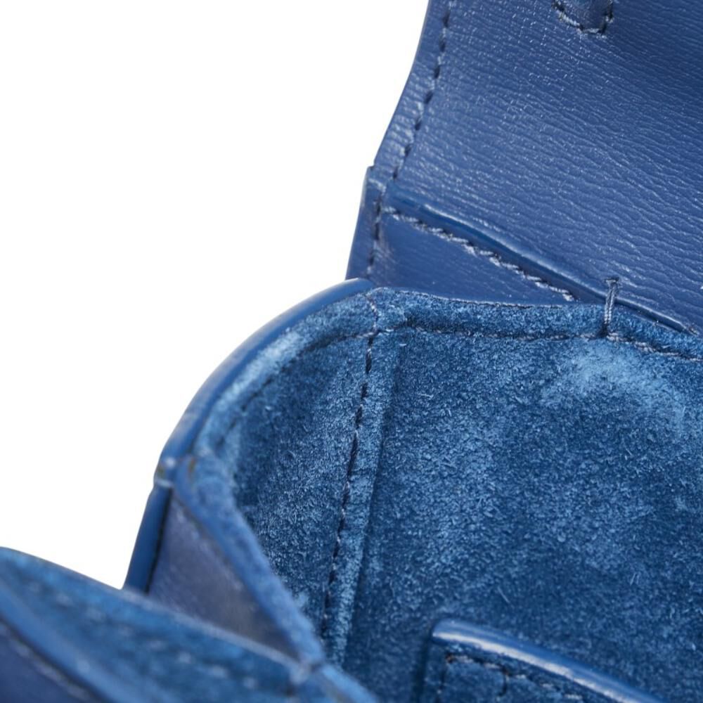 Yves Saint Laurent Handbag