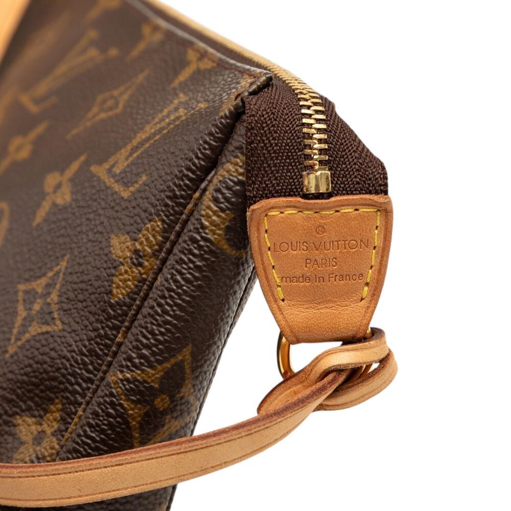 Louis Vuitton Pochette Accessoires