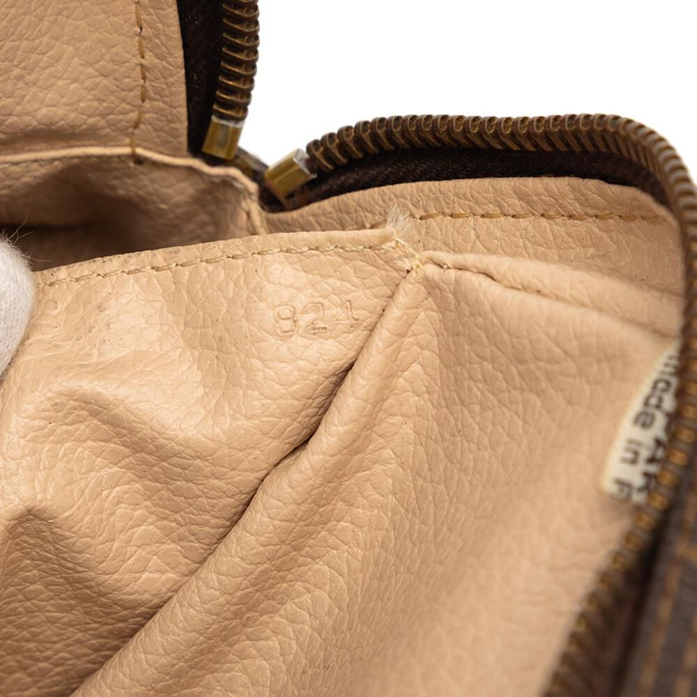 Louis Vuitton Trousse Toilette