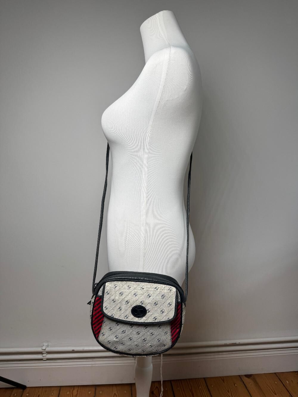 Gucci Shoulder Bag
