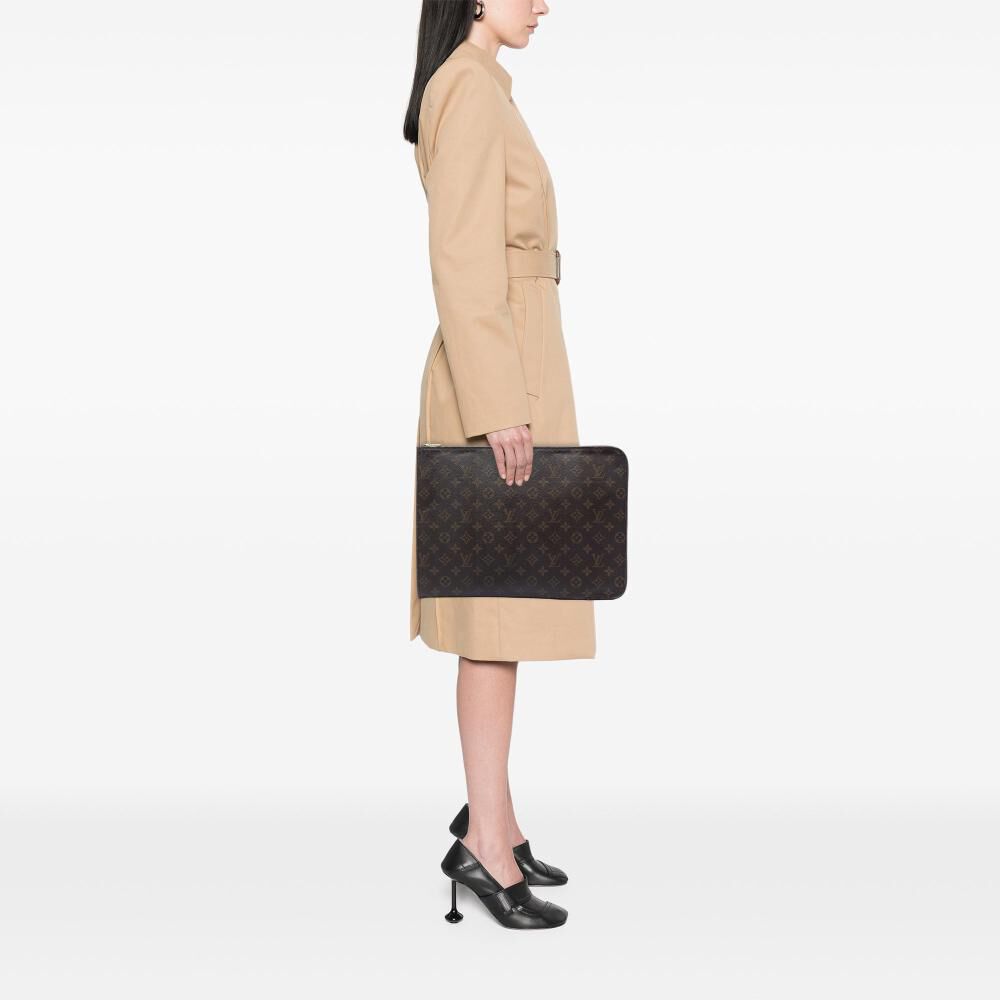 Louis Vuitton Poche Documents