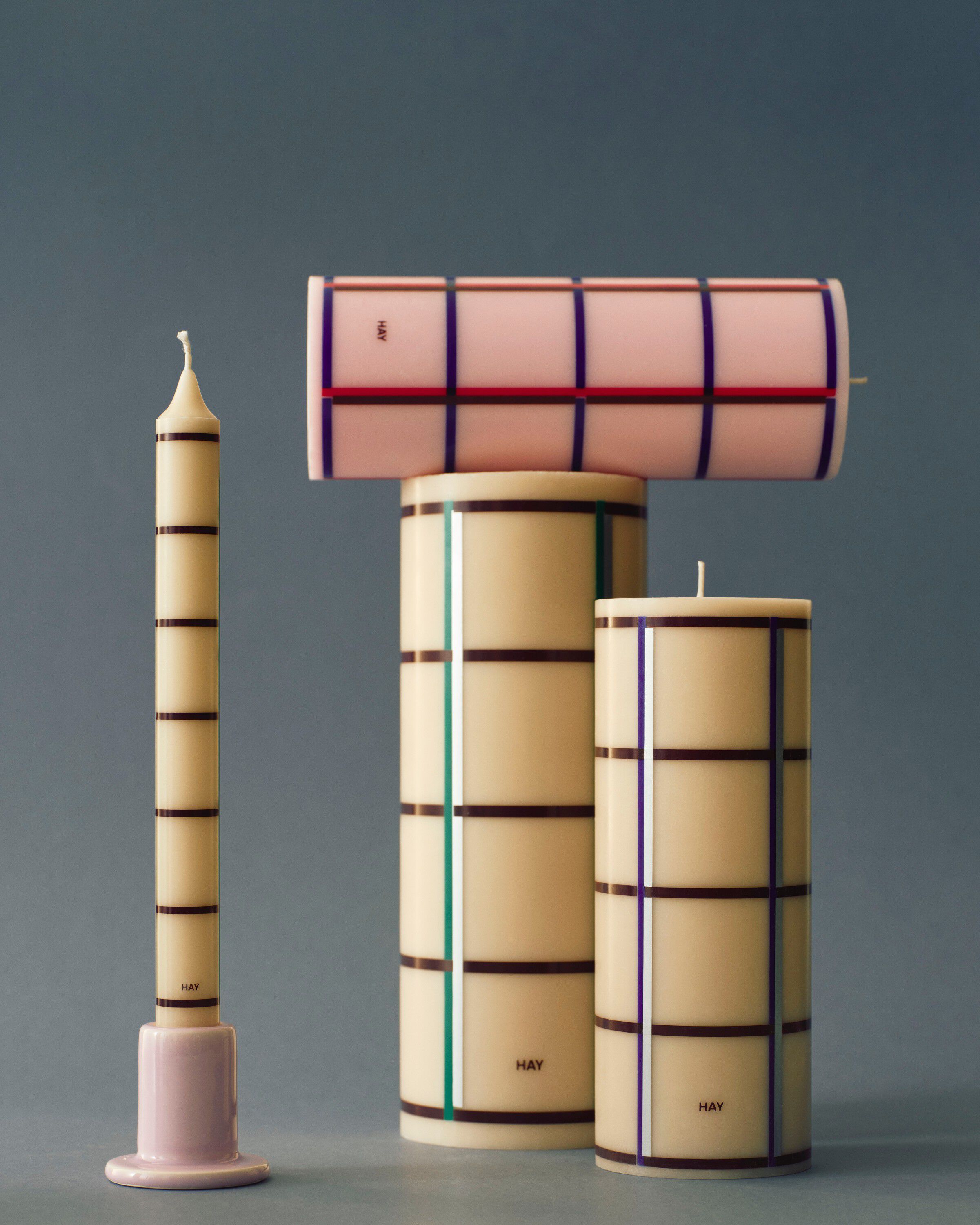 Column Candle-Medium-Light pink, red, bordeaux and dark blue