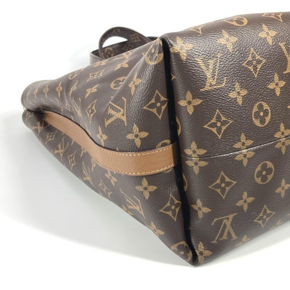 Louis Vuitton Tote