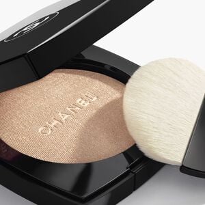 Illuminating Powder