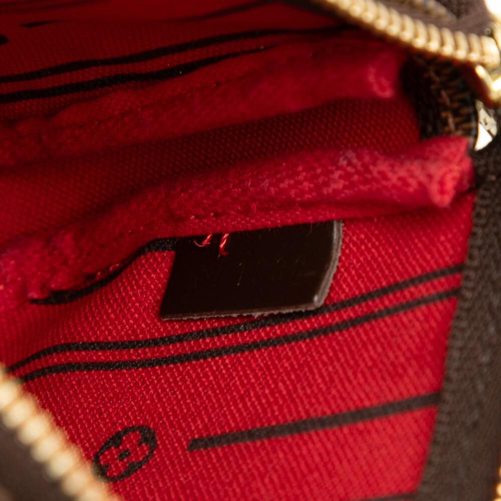 Louis Vuitton Pochette Accessoires