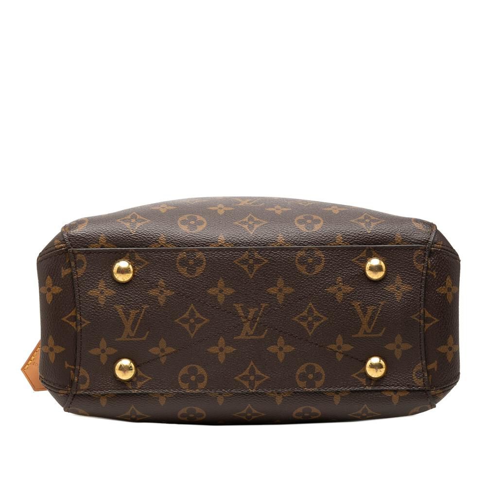 Louis Vuitton Montaigne