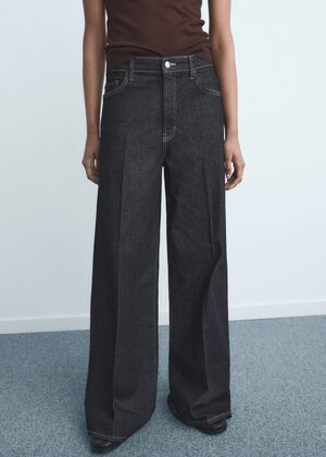 High-waisted wide-leg jeans