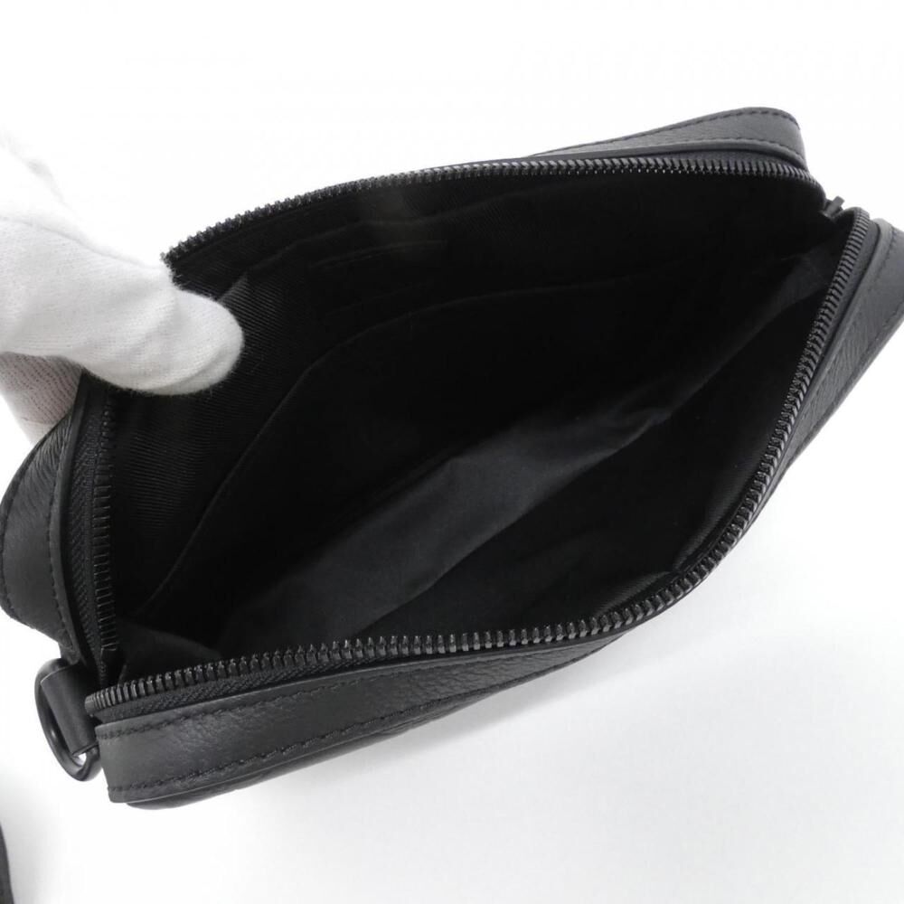 Louis Vuitton Messenger