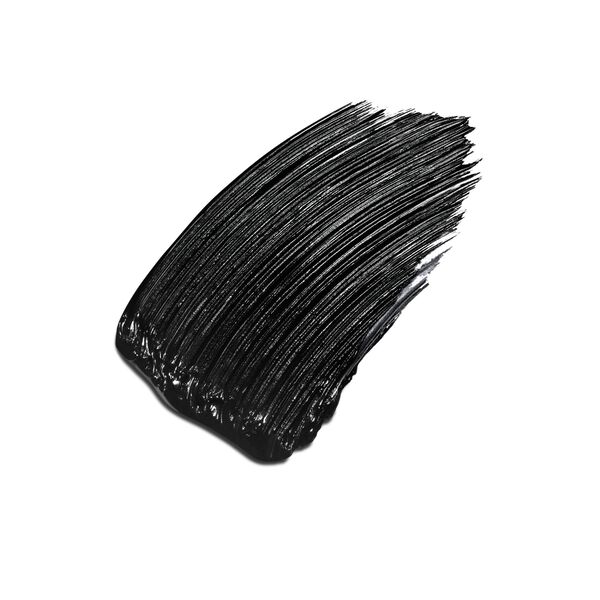 All-In-One Mascara: Volume, Length, Curl And Definition