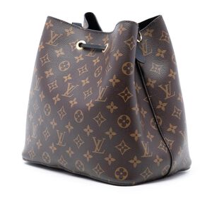 Louis Vuitton Shoulder Bags