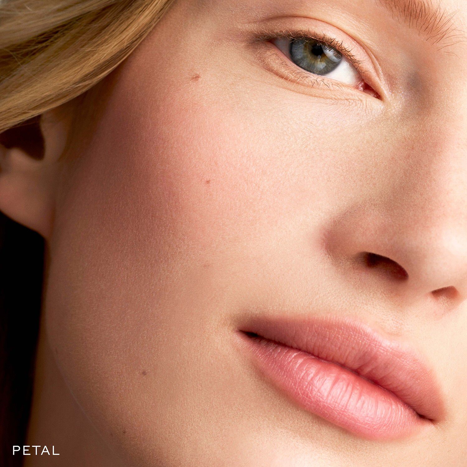 Petit Baby Cheeks - Blushcreme i stickform