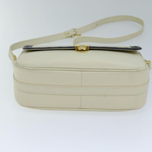 Yves Saint Laurent Shoulder Bag