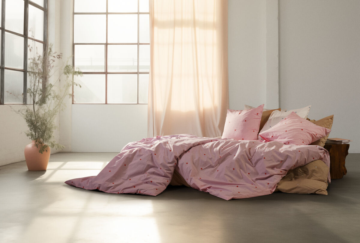 Daisy Senget&oslash;j 140x200 cm pink/r&oslash;d DK