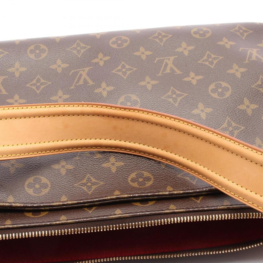 Louis Vuitton Shoulder Bags