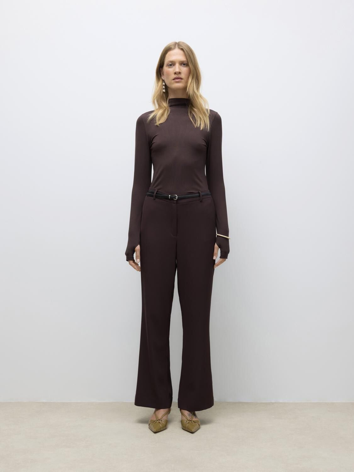 AWULA HEAVEN LS HIGH NECK TOP