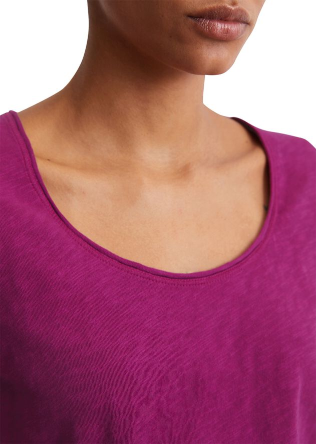 T-shirt, short sleeve, round neck