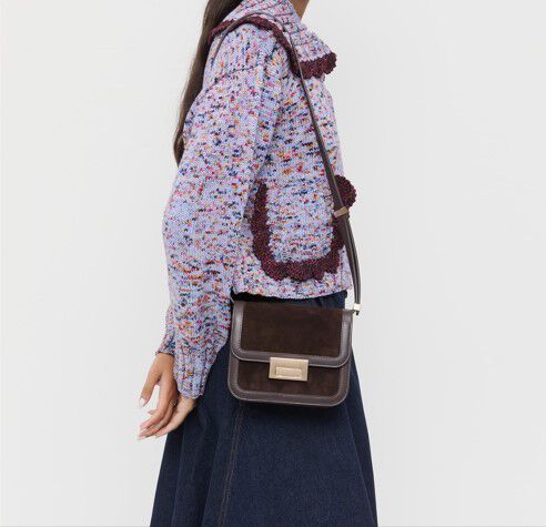 DESI CROSSBODY WITH LOCK HARDWARE