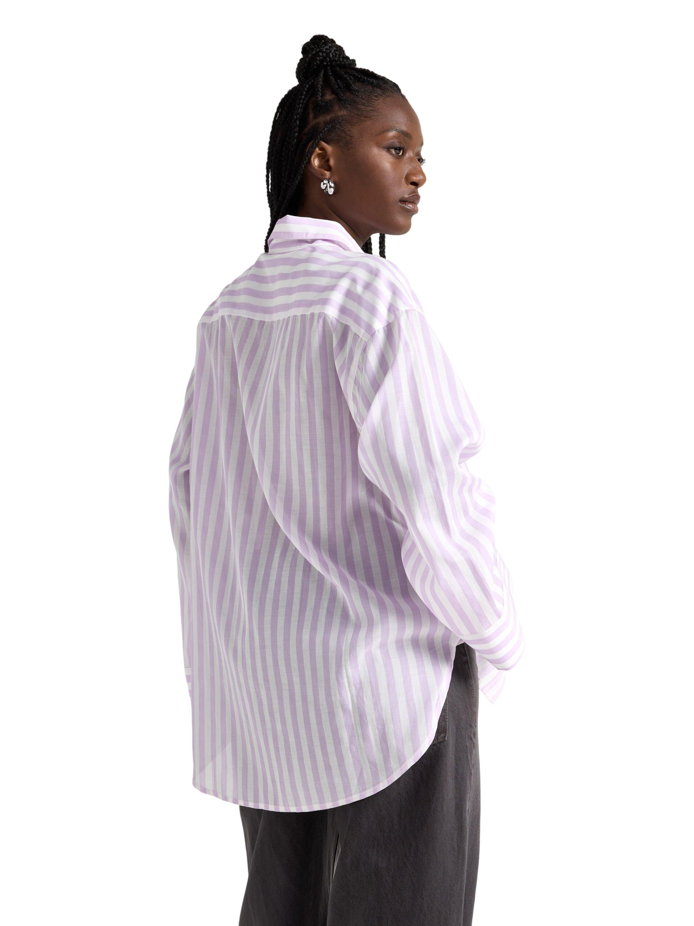 V&aelig;vet skjorte i viskoseblanding med