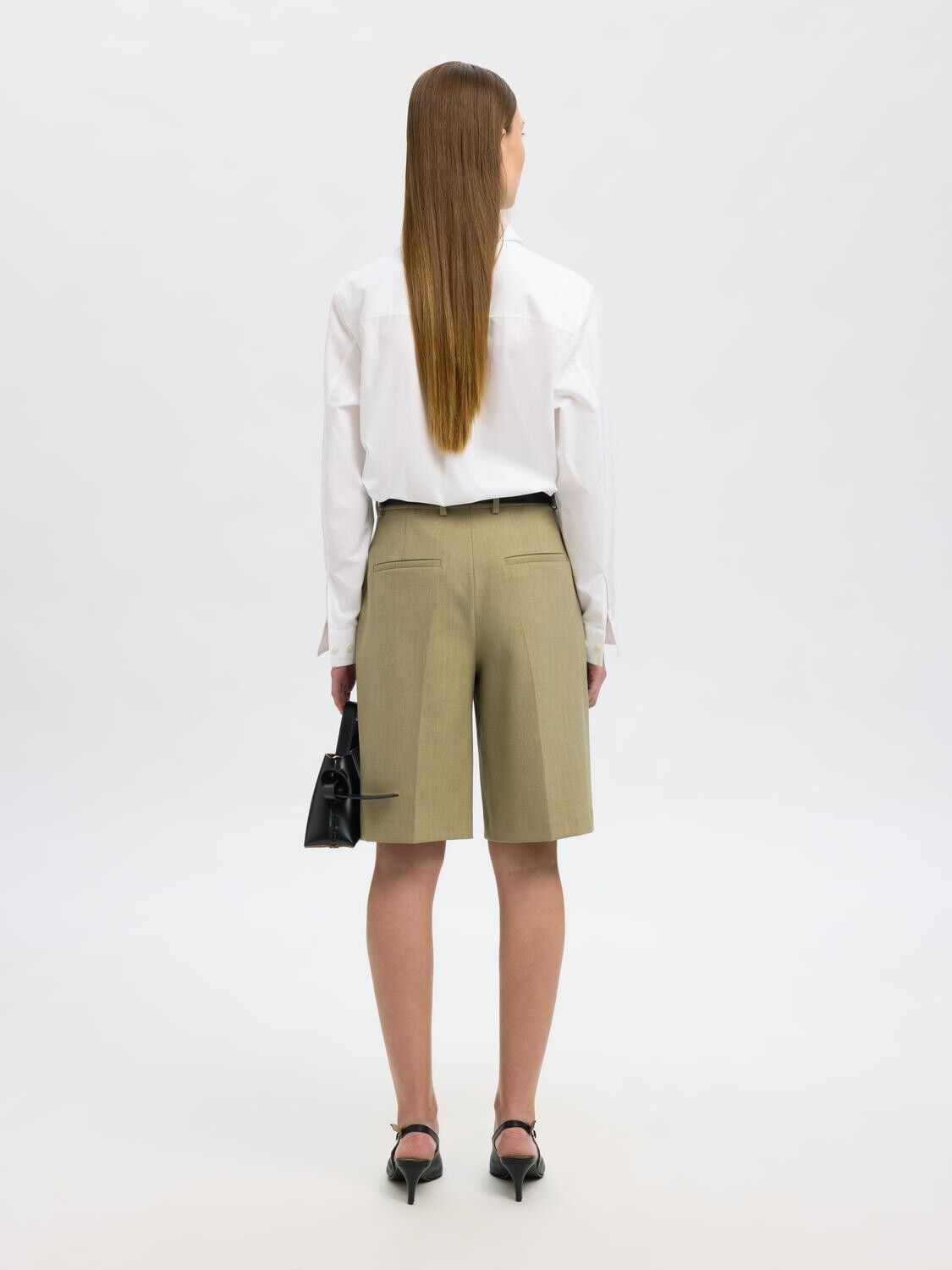 SLFBERMUDA-RITA LANO HW SHORTS