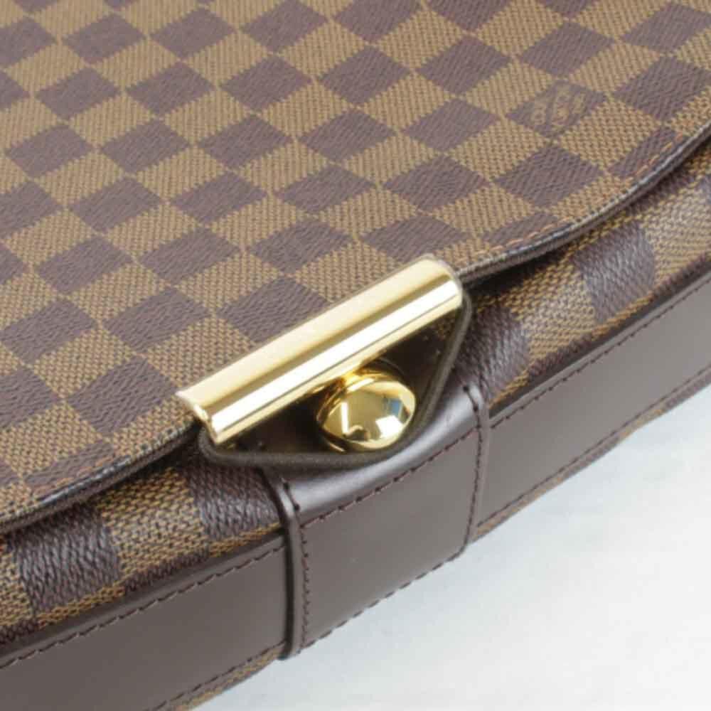 Louis Vuitton Shoulder Bags