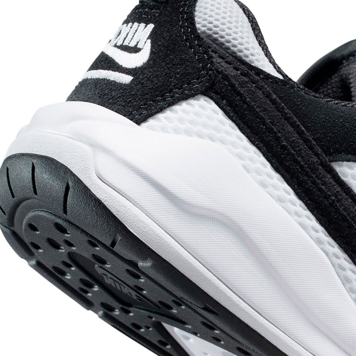 Jordan CMFT Era Sneakers