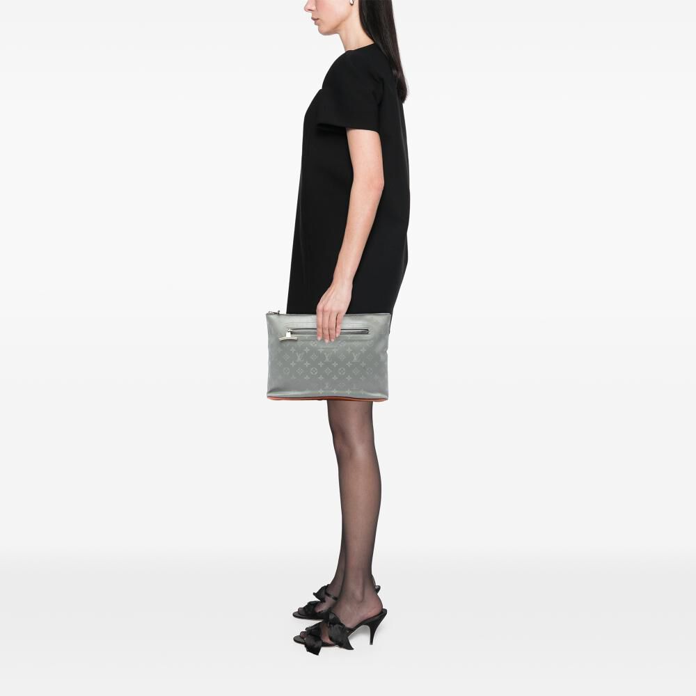 Louis Vuitton Clutch
