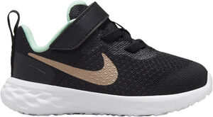 Revolution 6 Sneakers