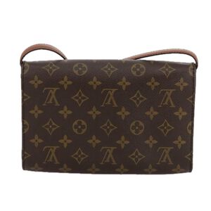 Louis Vuitton Shoulder Bags