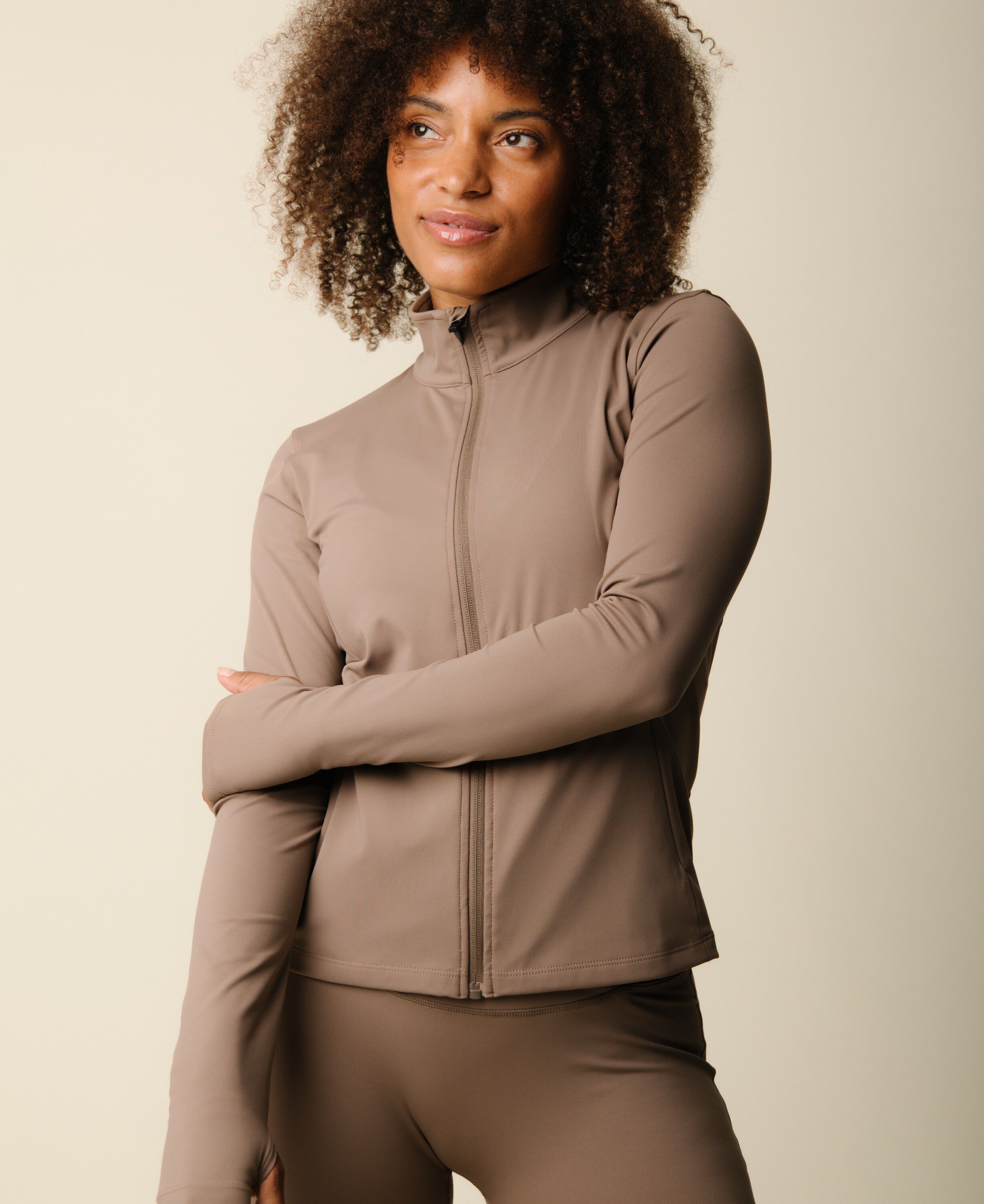 Tr&oslash;jer & sweatshirts