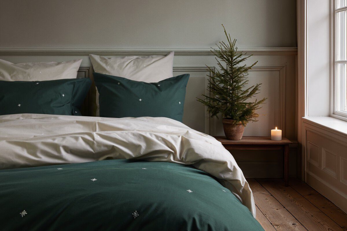 Christmas Fable Senget&oslash;j 140x220 cm gr&oslash;n DK