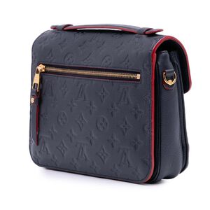 Louis Vuitton Pochette Métis