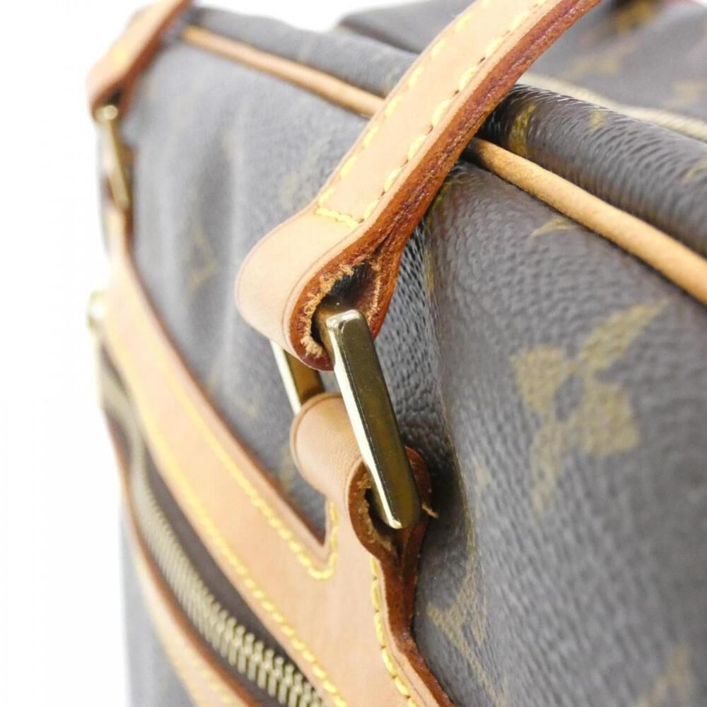 Louis Vuitton Shoulder Bags