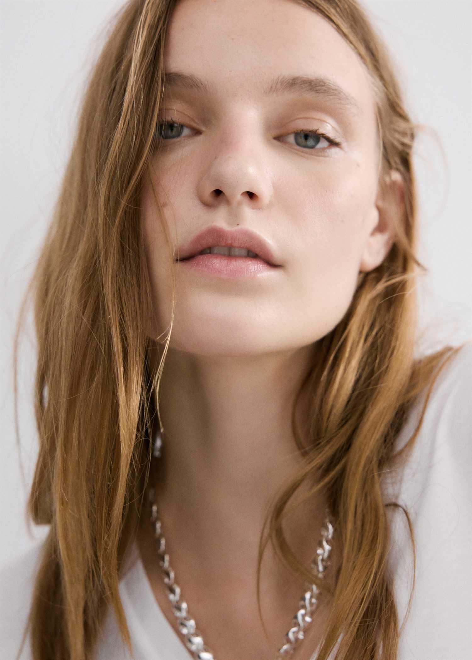 V-neck cotton T-shirt