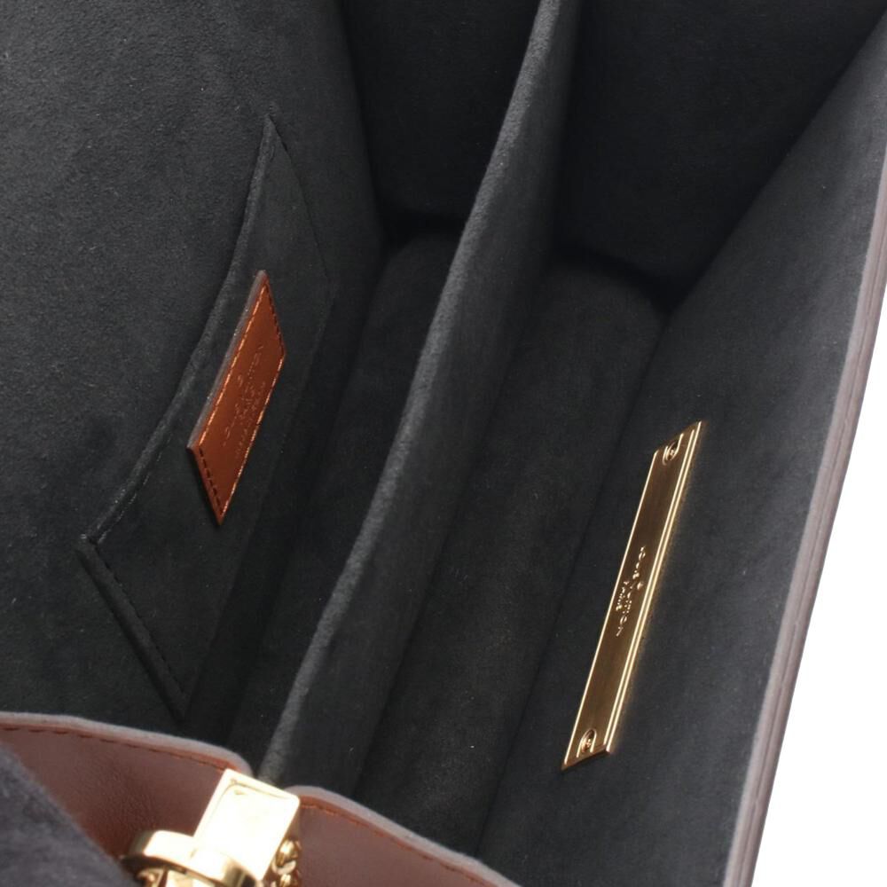 Louis Vuitton Dauphine