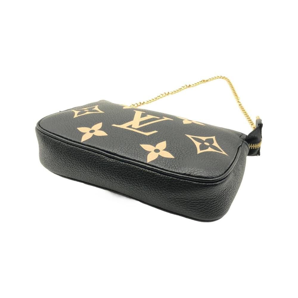 Louis Vuitton Pochette Accessoires