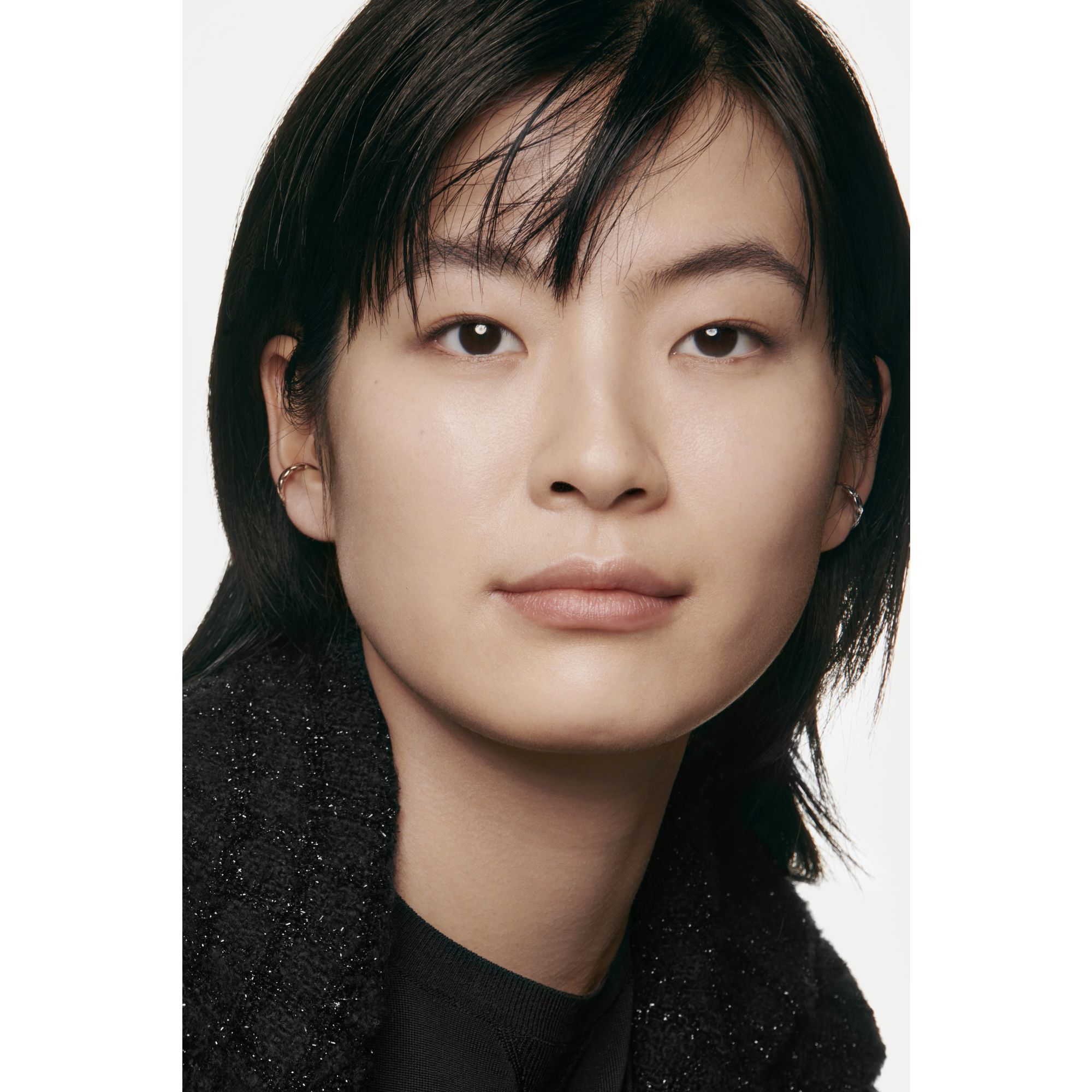 ET ULTIMATIVT FOUNDATIONSERUM FOR MERE UDSTR&Aring;LING