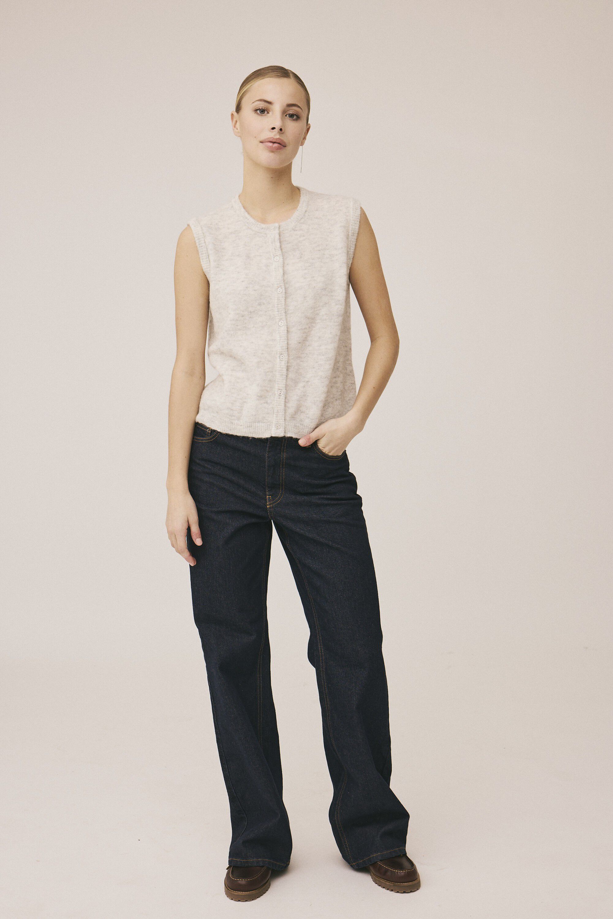 Cindi 12 - Alpakamix RWS