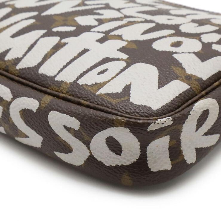 Louis Vuitton Pochette Accessoires