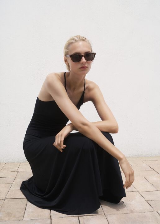 Open-back cotton top