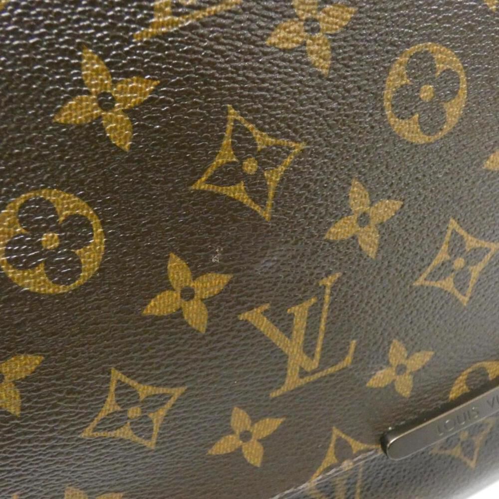 Louis Vuitton Shoulder Bags