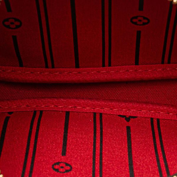 Louis Vuitton Pochette Accessoires