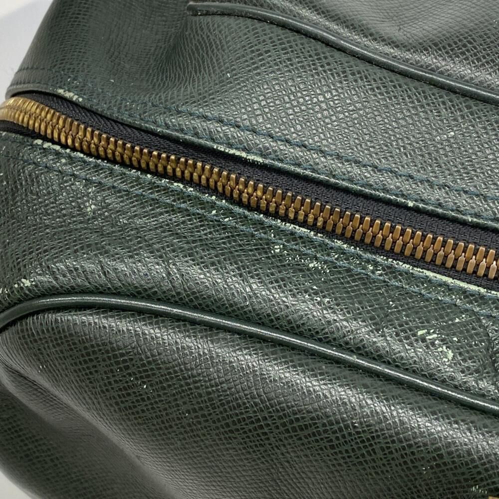 Louis Vuitton Taiga Kendall