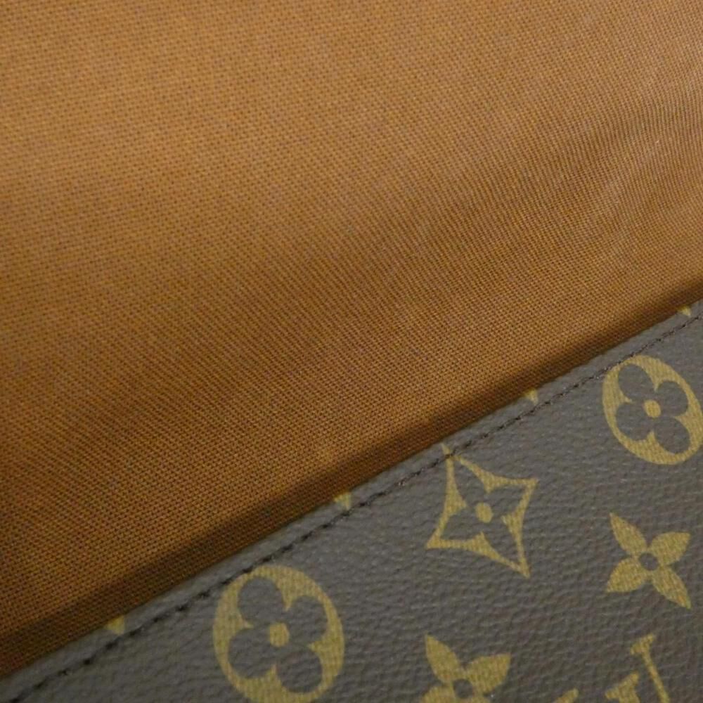 Louis Vuitton Pochette Marelle