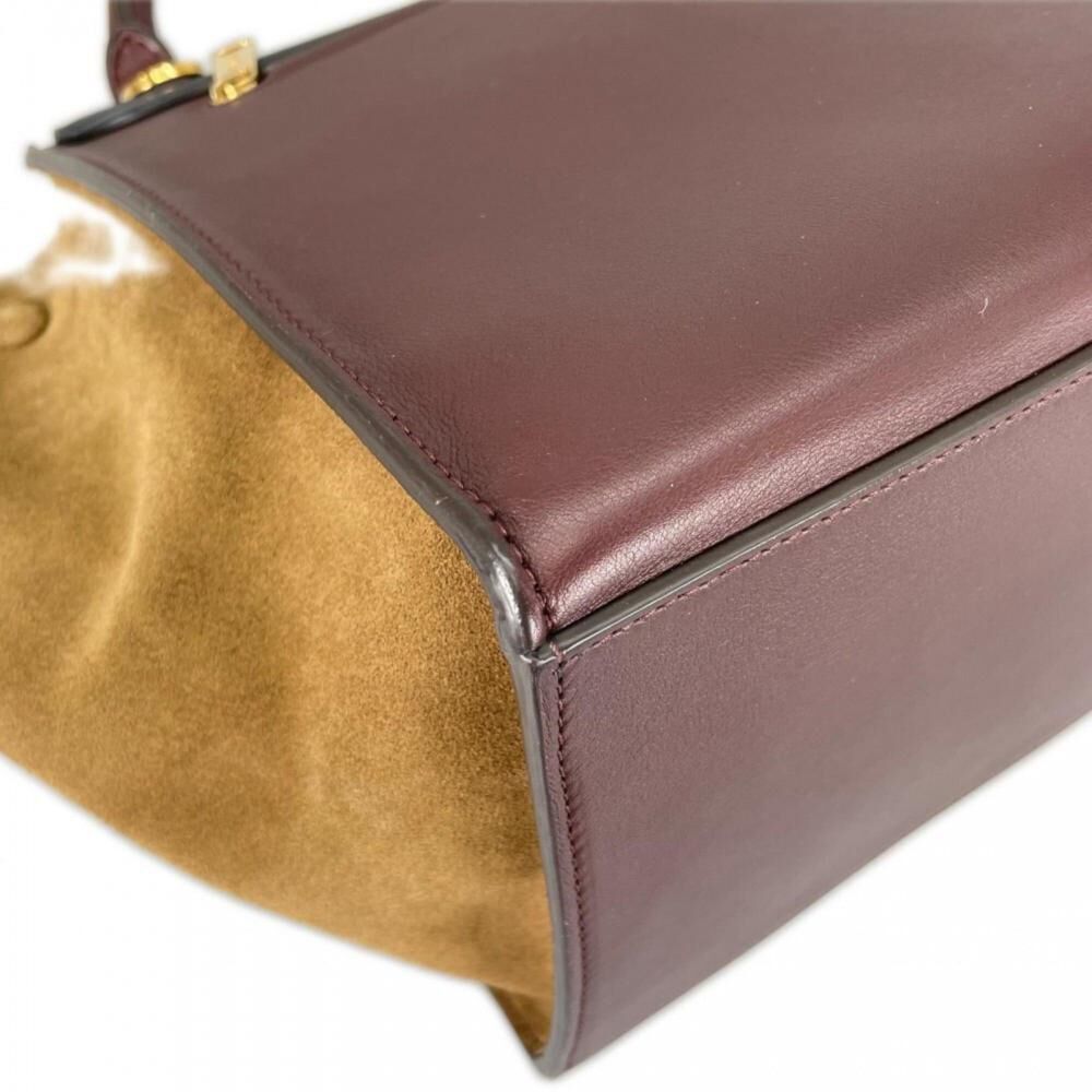 C&eacute;line Trapeze
