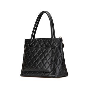 Chanel Medaillon